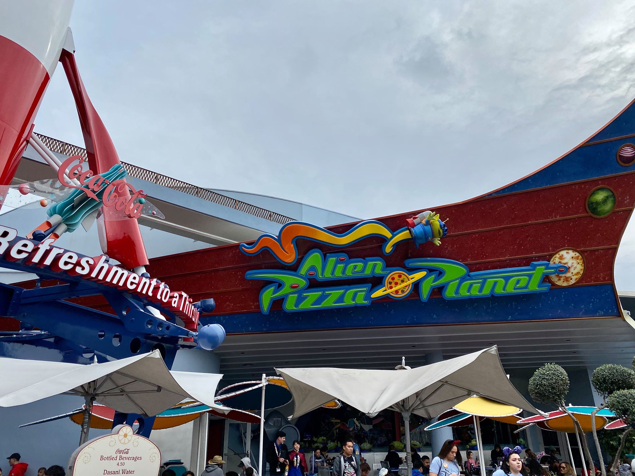 Alien Pizza Planet - Food at Disneyland